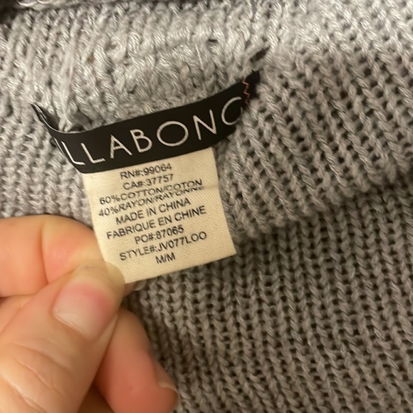 Billabong Medium Sweater - Picture 2 of 5